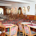 Cafe Lorenz Hotel