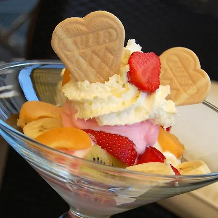 Hotel Cafe Lorenz 3*