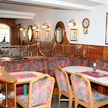 Cafe Lorenz Hotel